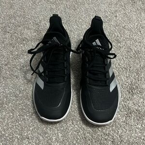 Adidas light strike black stripe tennis shoes size 8.5